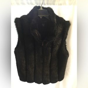 Valerie Stevens FAUX Fur Black Vest. Size S/M . Used ONCE!